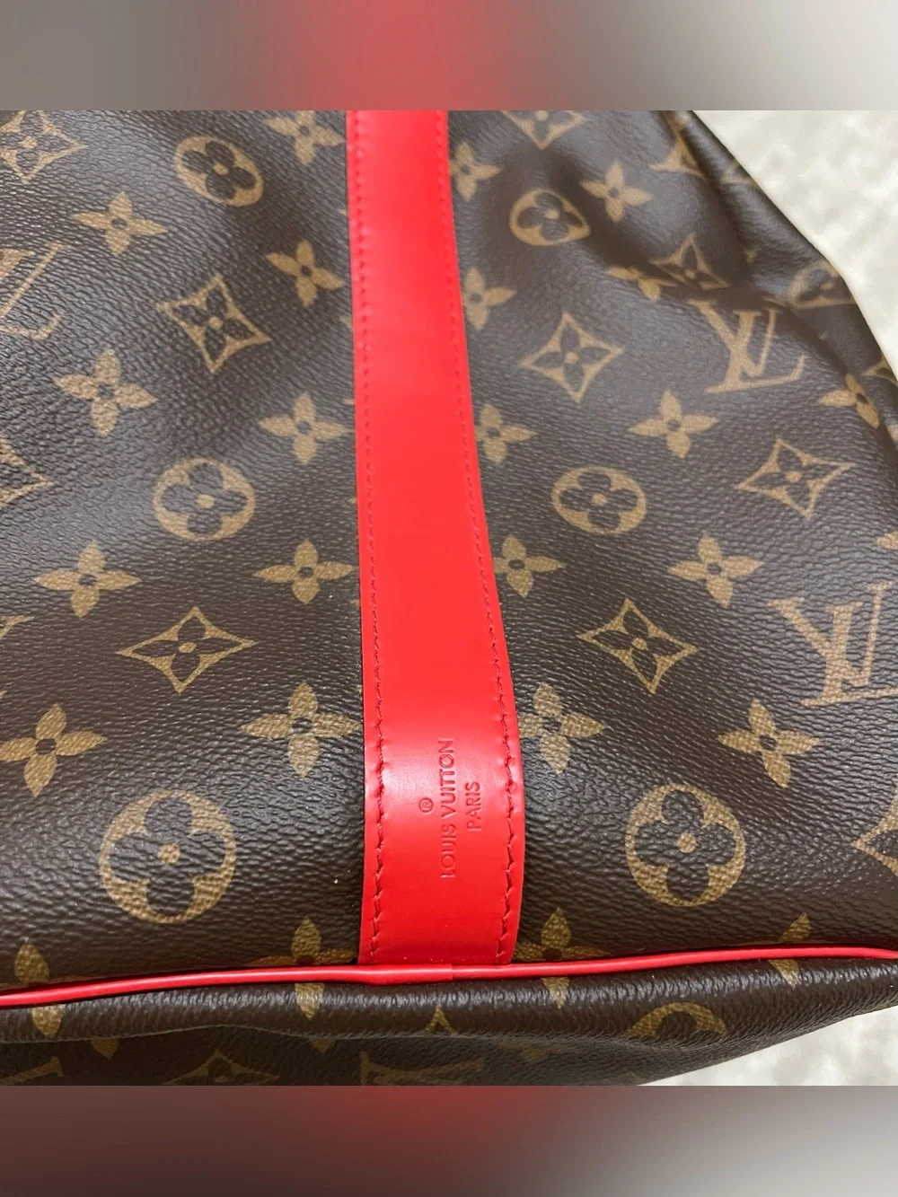 LOUIS VUITTON Keepall Bandoulière 50 Coquelicot Red Monogram Canvas Travel Bag